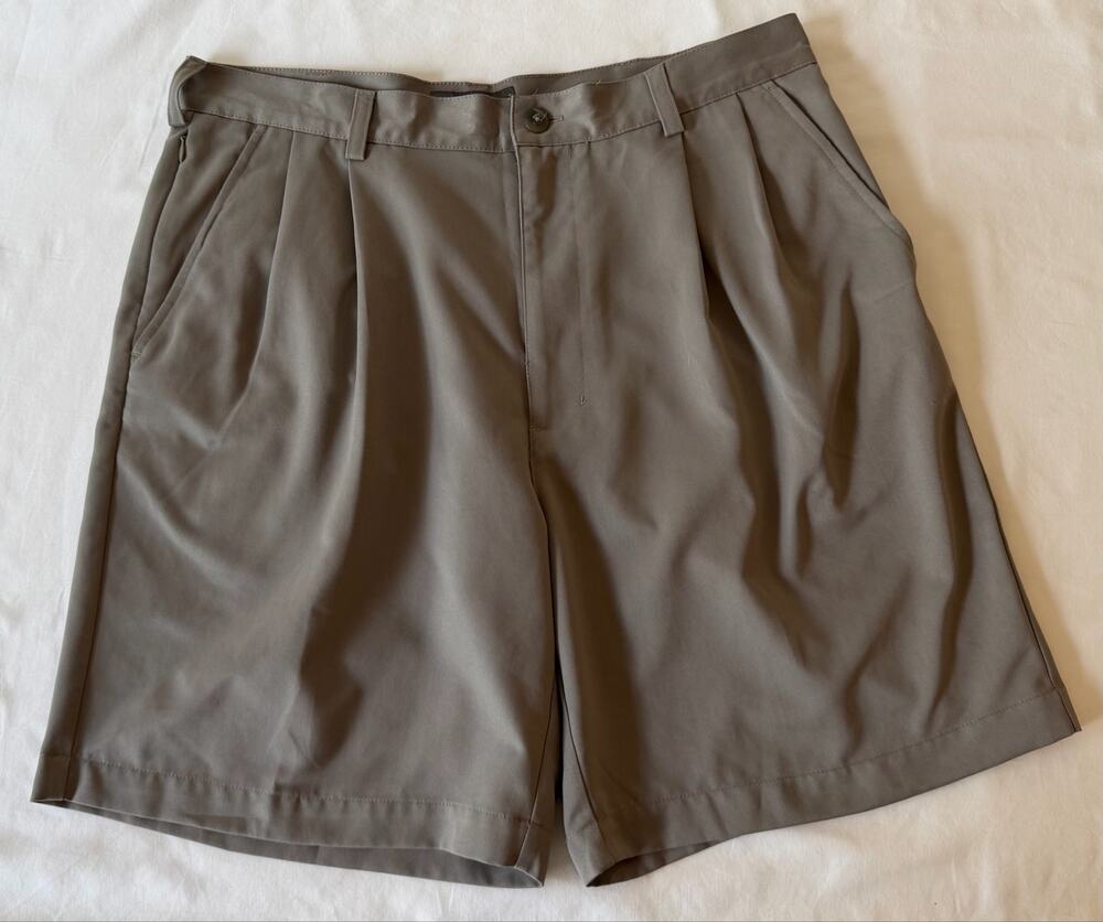 Croft & Barrow Tan Pleated Casual Golf Shorts Men’s Size 34